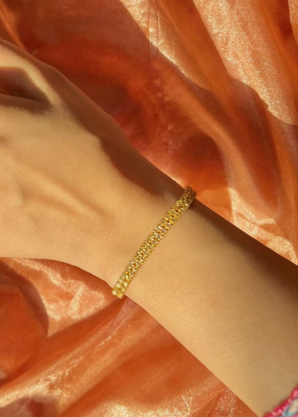 Honey gold bracelet , on hand